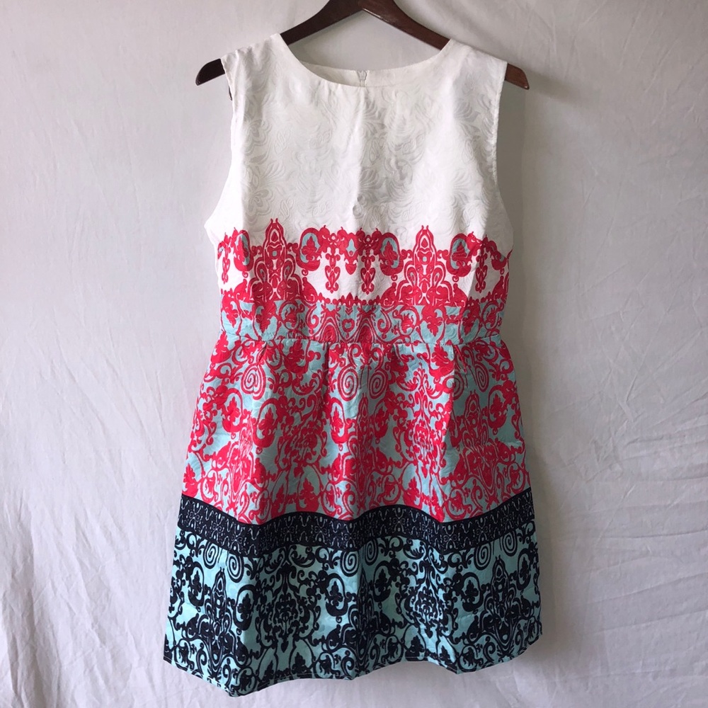 Brand New Women’s Untwine It Dress